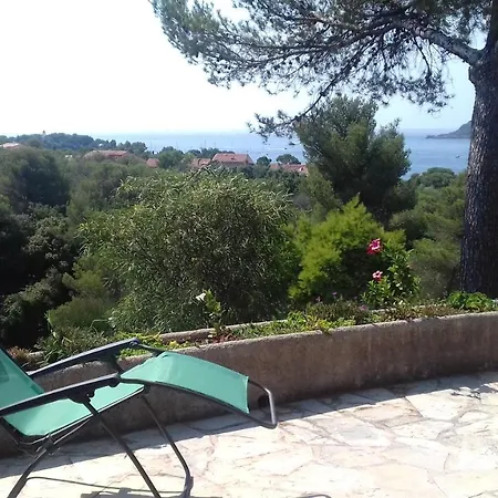 La Pequenita Сен-Рафаэль